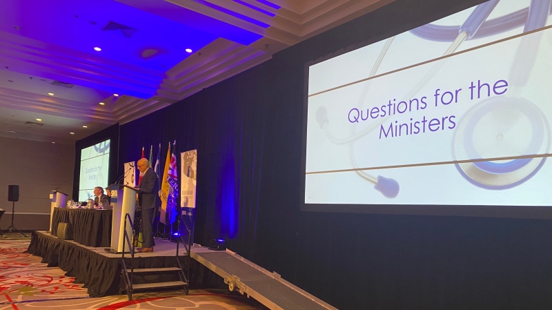 A question and answer session was hosted by the Saskatchewan Medical Association on Friday. (Cole Davenport / CTV News) 