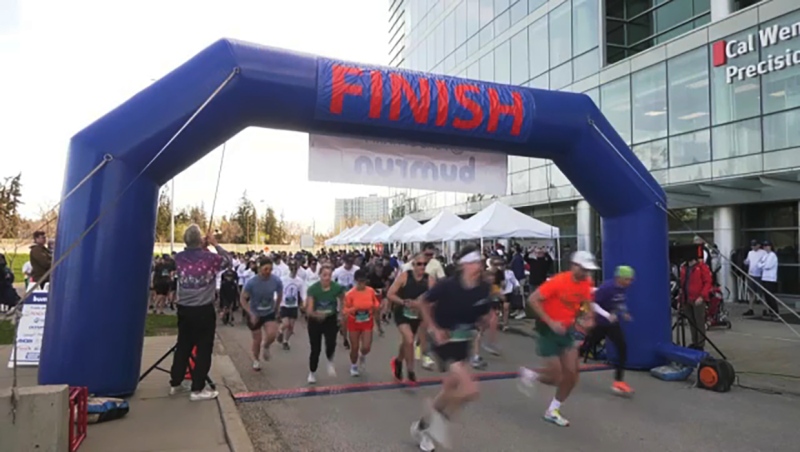 Around 300 Calgarians joined a run to raise awareness for colon cancer Saturday in the University District. 