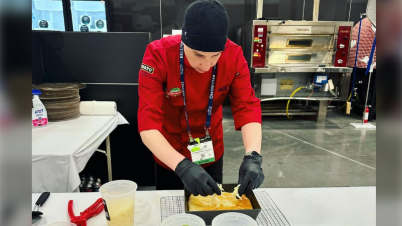 Vittorio Colaiacovo competing at the World Pizza Expo in Las Vegas, NV in March. (Vittorio's Pizza House/Instagram)