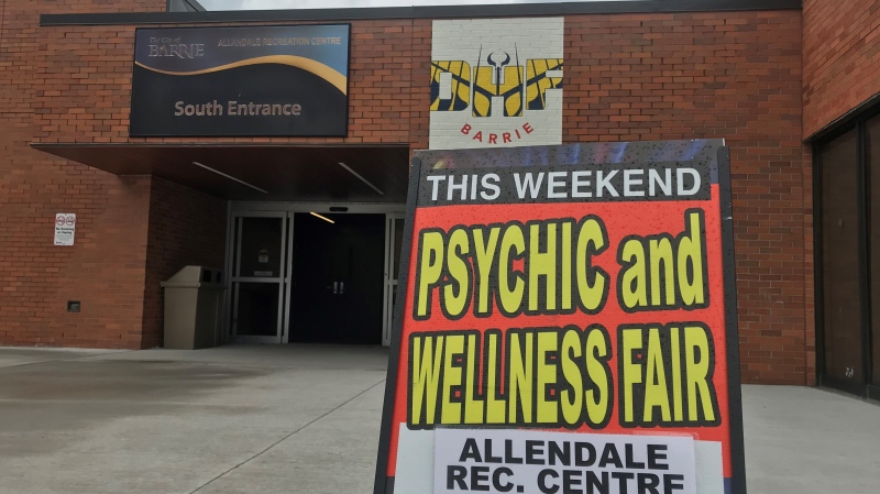 Psychic fair sign set up outside of the Allandale Recreation Centre in Barrie, Ont on May 11, 2024 (CTV News/ David Sullivan). 