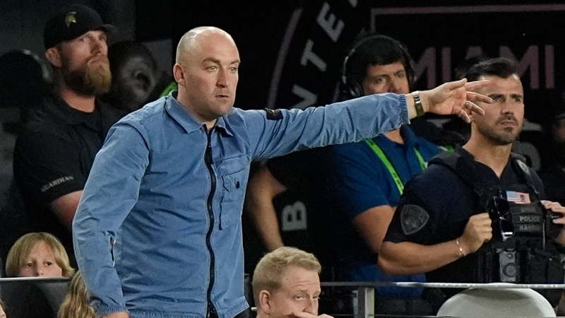 New York City FC head coach Nick Cushing gestures during the second half of an MLS soccer match against the Inter Miami, Saturday, March 30, 2024, in Fort Lauderdale, Fla. (AP Photo/Marta Lavandier)