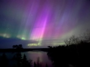 Northern lights near Caddy Lake in Manitoba on May 10, 2024 (Lora Dobson)