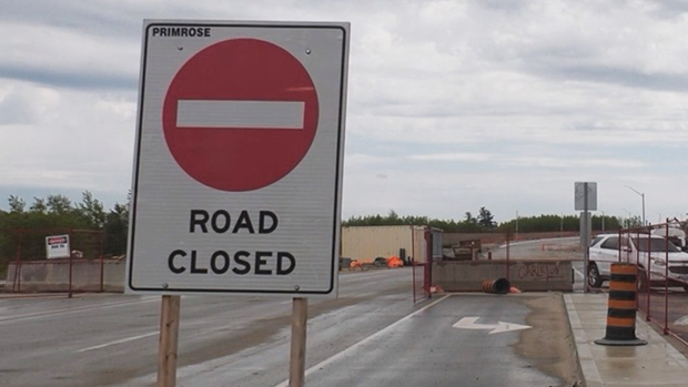 A road closed sign on the new Bryne Drive extension at Harvie Road in Barrie, Ont. (CTV News/Alessandra Carneiro)