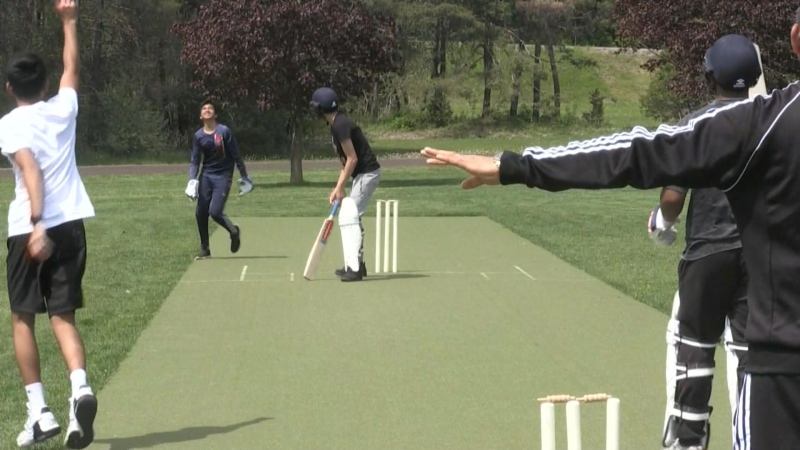 Simcoe County students learn to play cricket