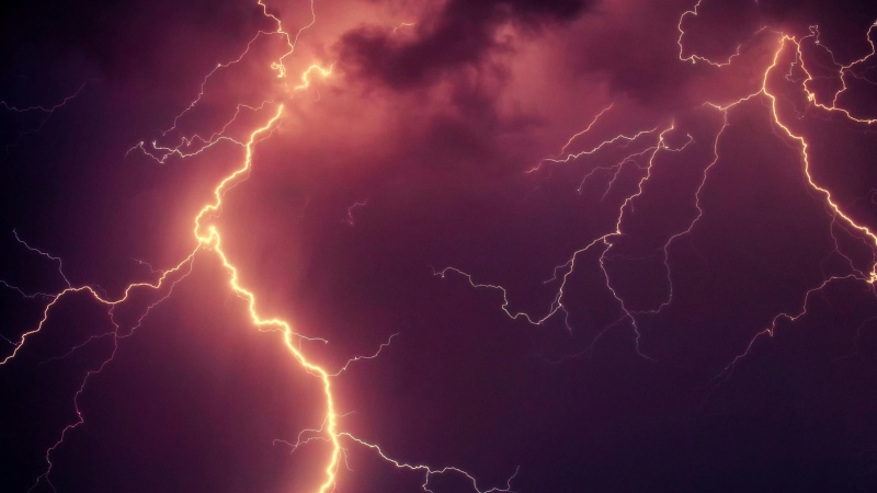 Lightning captured on camera. ( Johannes Plenio/pexels.com)