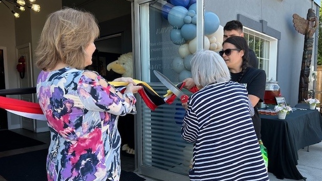 Georgian Bay Native Women’s Association Elders and staff cutting the ribbon on the opening of its new location in Penetanguishene, Ont., on Thurs., May 23, 2024. (CTV News/Mike Lang)
