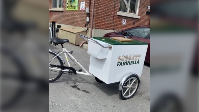 Farinella says one of its new gelato bicycles was stolen from outside its Rochester Street location on Thursday. (Farinella.Ottawa/Instagram)