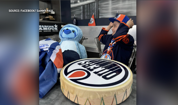 The boy who wasn't allowed to go into Rogers Place with his drum met Superfan Magoo and got to hold his Oilers drum on Tuesday.