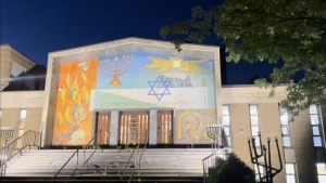 The front of the Young Israel of Montreal school on Hillsdale Road on Wednesday, May 29, 2024. (Source: Hank Topas)