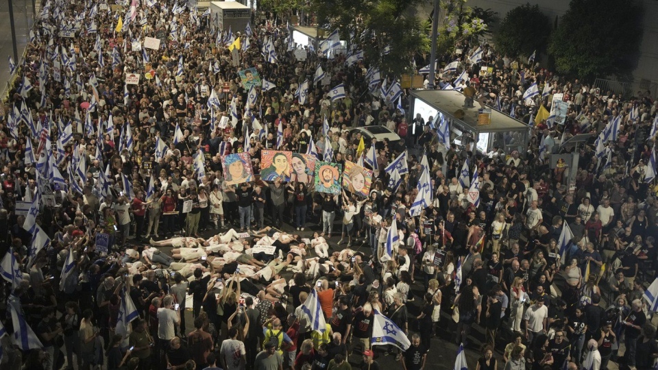 Netanyahu protesters in Tel Aviv