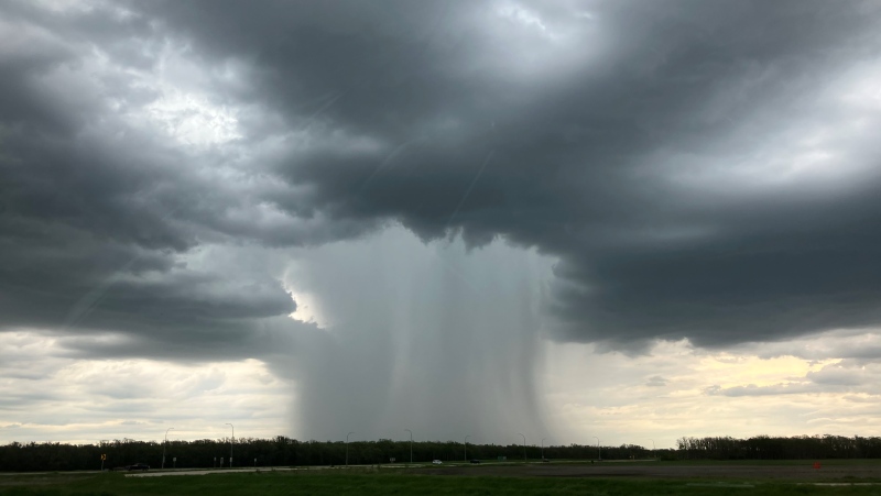 Rain falls during a thunderstorm near Winnipeg on June 2, 2024 (Kristen Jung)