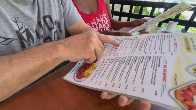 Some restaurant ditching QR code menus 