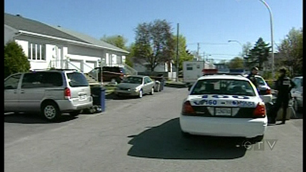 Laval police are at the scene of the city's first murder of the year (April 30, 2010)