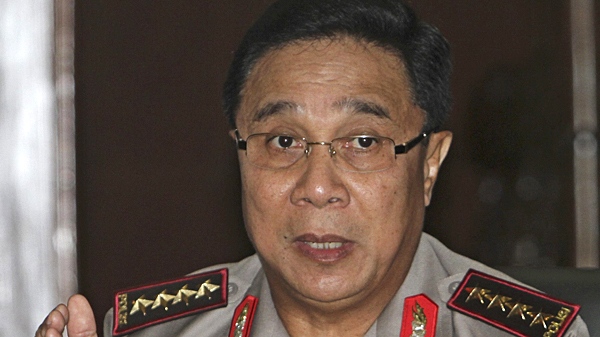 Indonesian National Police Chief Gen. Bambang Hendarso Danuri gestures as he speaks to the media during a press conference in Jakarta, Indonesia, Friday, May 14, 2010. (AP / Tatan Syuflana)
