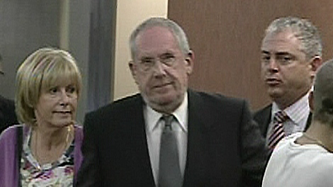 Bill Surkis, 70, walks through Montreal courthouse on the day he pleaded guilty to child pornography charges (May 26, 2010)
