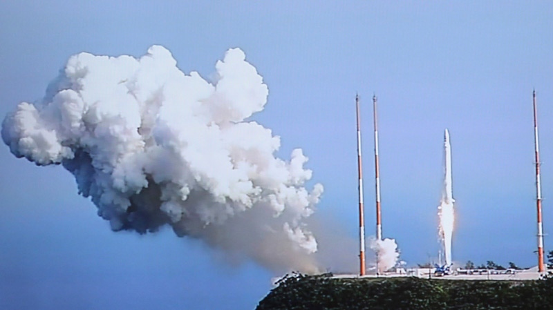 South Korean Space Launch Vehicle-1 takes off from the launch pad at the Naro Space Center in Goheung, South Korea, Thursday, June 10, 2010. (AP / Korea Pool) 