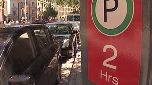A new report recommends doubling the cost of on-street parking in downtown Winnipeg.