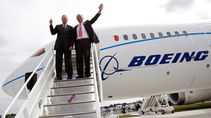 Boeing 787 engineers defend dreamliner
