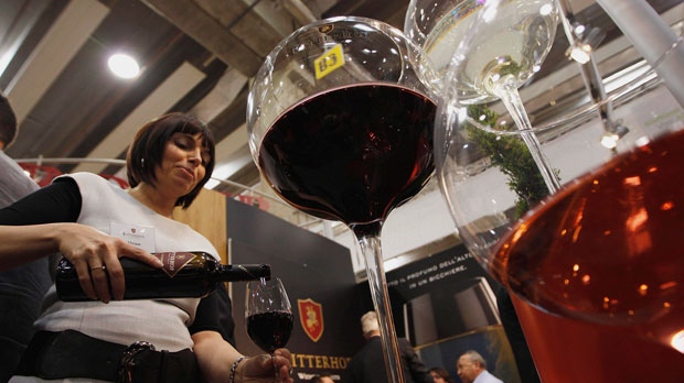 Red wine may help fight Alzheimer's disease