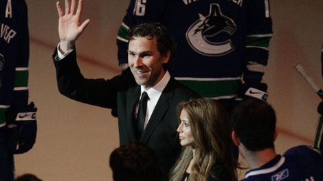 Trevor Linden to take part in jersey-retirement night for the