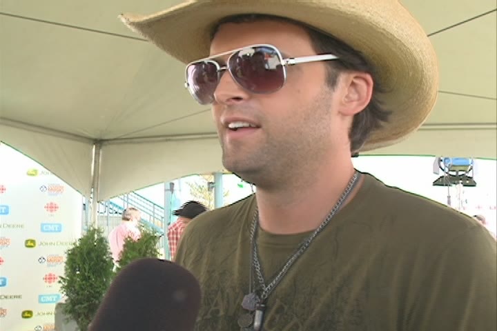 Dean Brody expects fun on first tour