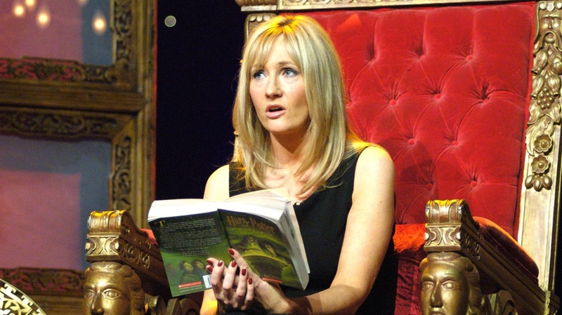 J.K. Rowling reads from Harry Potter and the Half-Blood Prince in NYC on Aug. 1, 2006.