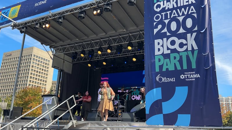 Families ring in Ottawa’s 200th birthday with downtown block party