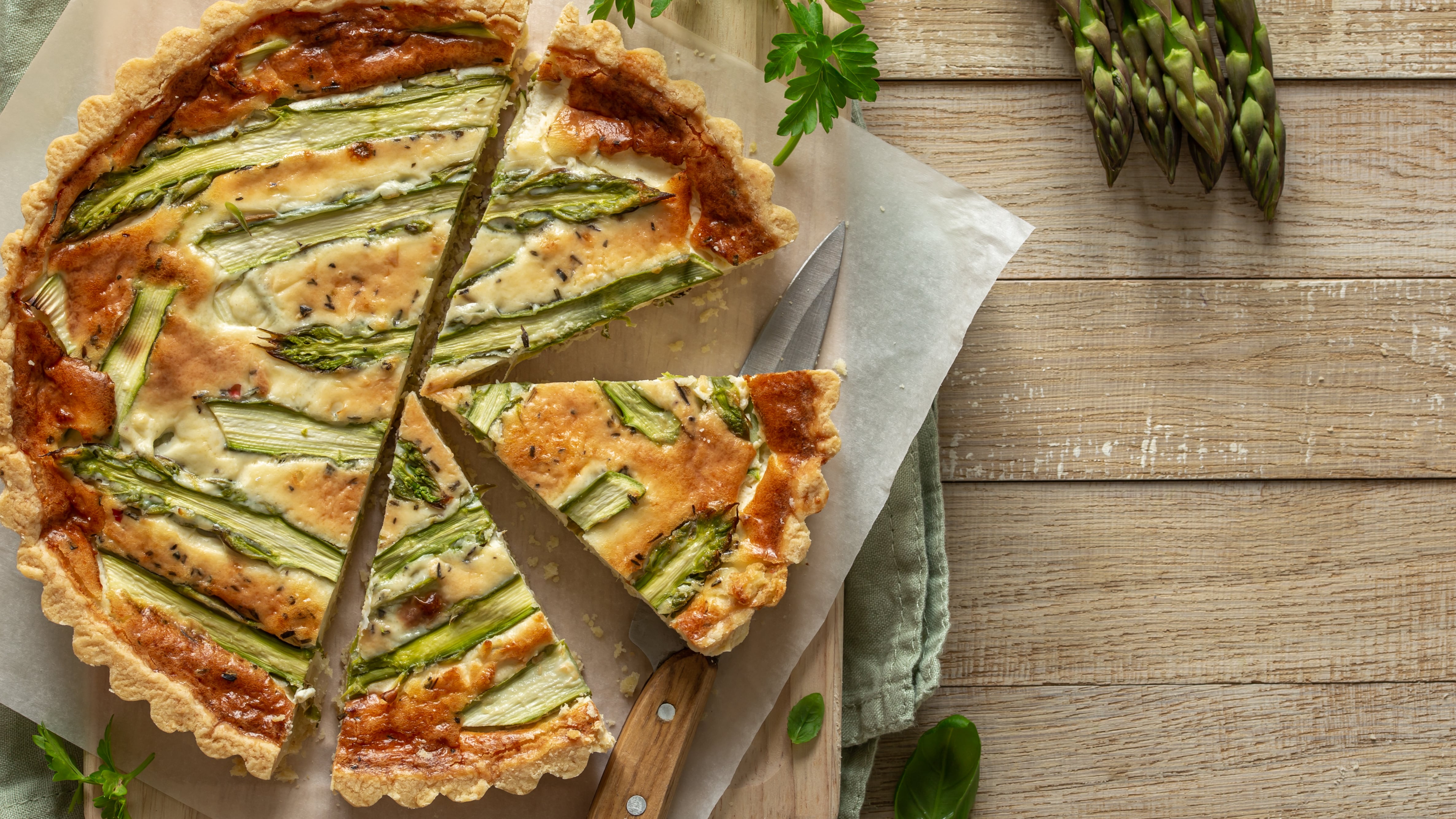 Asparagus and Potato Quiche