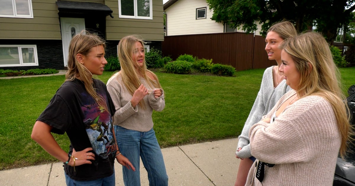 ‘We had to do something': Saskatoon teens rescue 89-year-old man from burning home