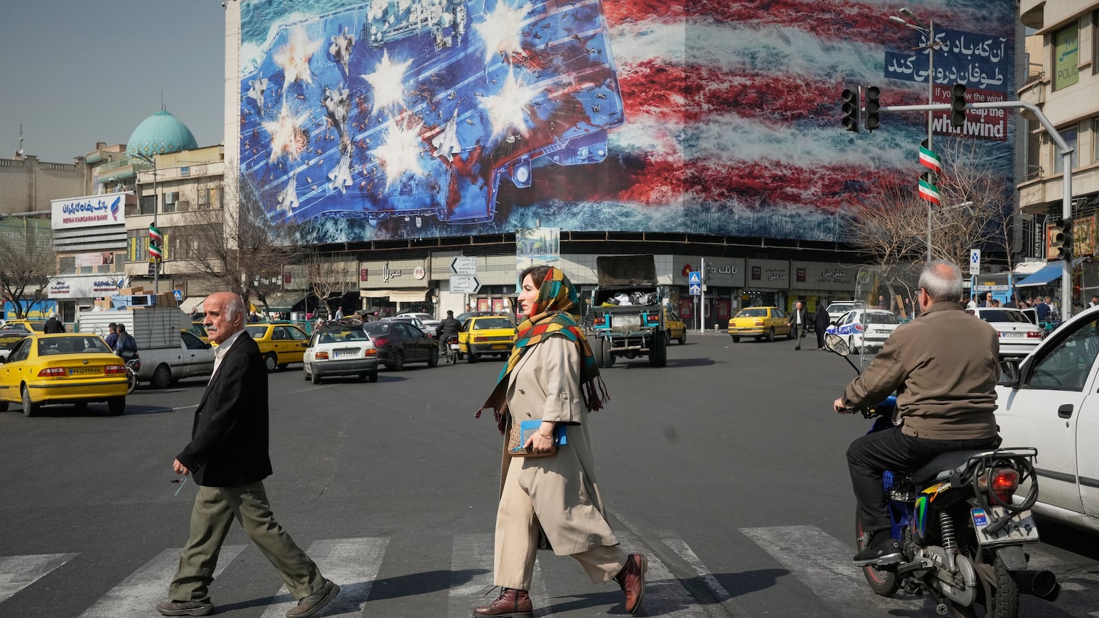 Informanta U.S.-Iran tensions: CIA offers tips to potential informants in Iran