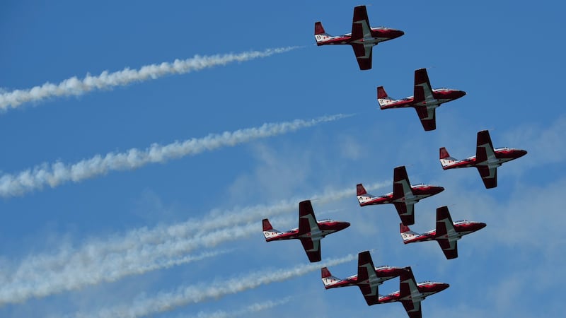 Retiring Snowbirds is ‘unnecessary,’ aircraft is ‘structurally capable’: former MP