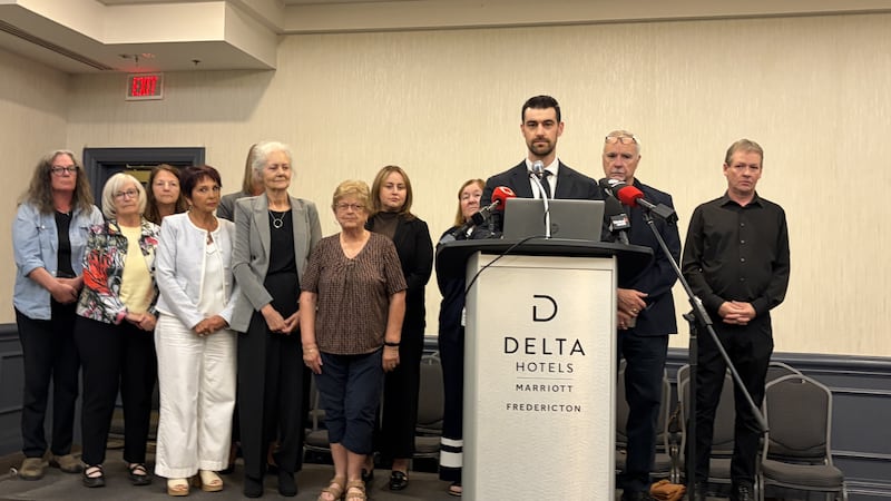 New Brunswick nursing homes call for increased hours of care