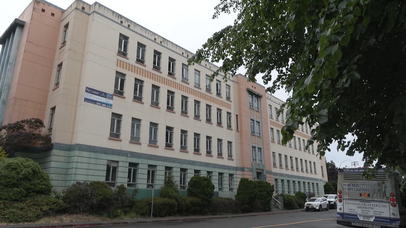 Developer seeks to turn art deco building in downtown Victoria into compact hotel