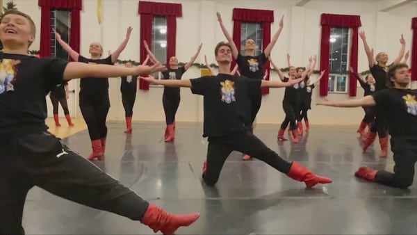 Local dance group joined by visiting Ukrainian singers at Northern Jubilee show