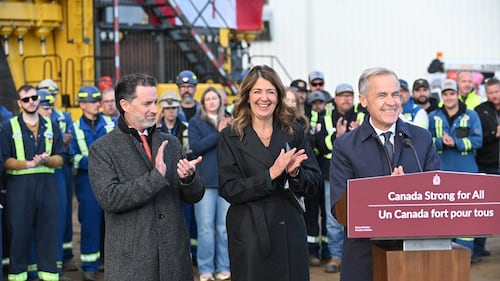 Another oilsands boom? Smith, Carney say this time Canada will be ready