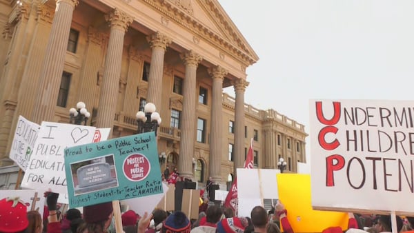 Here’s when the Alberta government will announce the back-to-school legislation