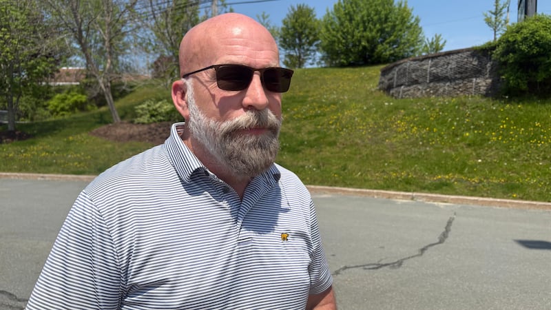 ‘Time to call 911’: N.S. man helps track suspected impaired driver leading to arrest