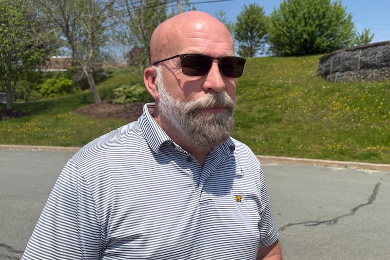 ‘Time to call 911’: N.S. man helps track suspected impaired driver leading to arrest