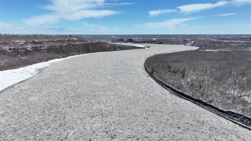 Warm temperatures weakening ice jam that caused evacuation alert for northern Alta. community