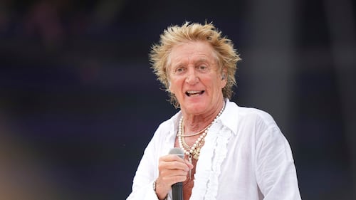Sir Rod Stewart calls off remaining tour dates after coronary stent procedure