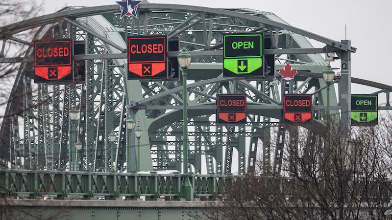 2 men, including 1 Canadian and another living in Canada, charged in Buffalo, N.Y. border crossing smuggling attempt