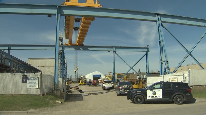 Man killed in southeast workplace incident involving forklift: Calgary police