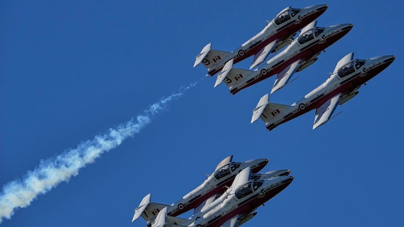 Snowbirds to fly over Bell Centre before Canadiens, Hurricanes Game 3