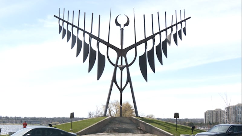 Water levels in Lake Simcoe remain high despite spring weather