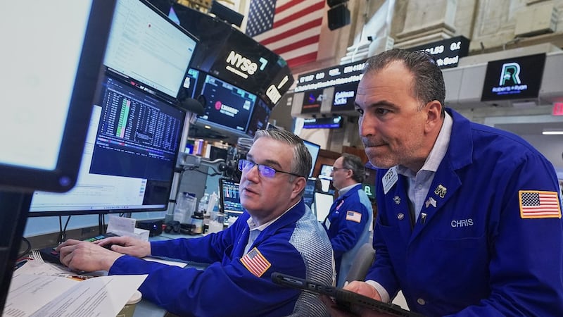 Oil prices rise as the Iran war drags on, but U.S. stocks inch to more records