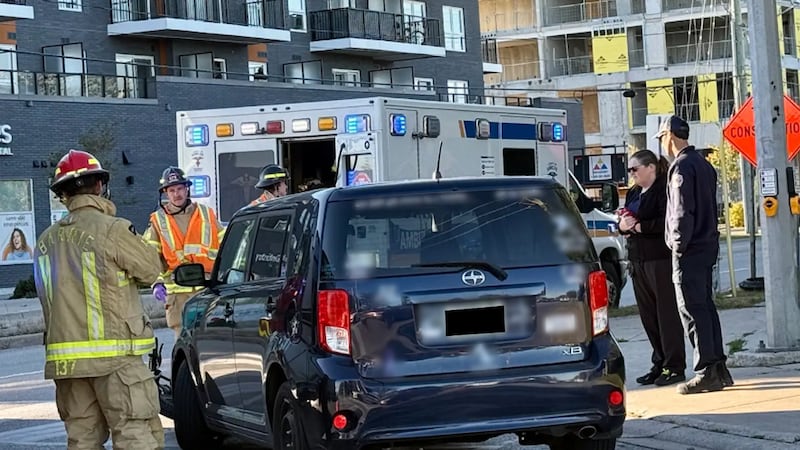 Right turn gone wrong causes collision in south Barrie