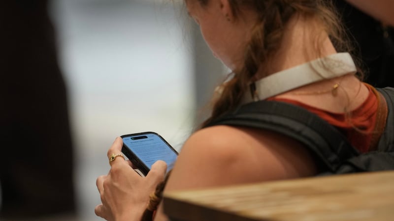 Ottawa wants to block kids from social media. How would age verification work?