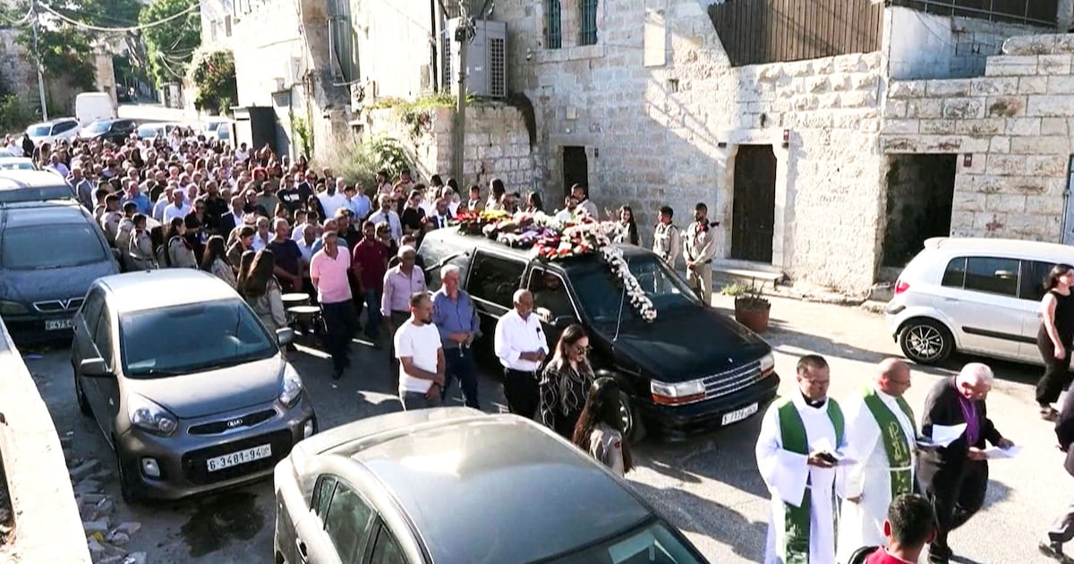 Palestinians bid farewell to visionary artist Sliman Mansour