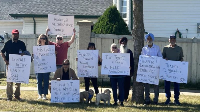 Southeast Edmonton affordable housing development point of debate for long-time residents, city