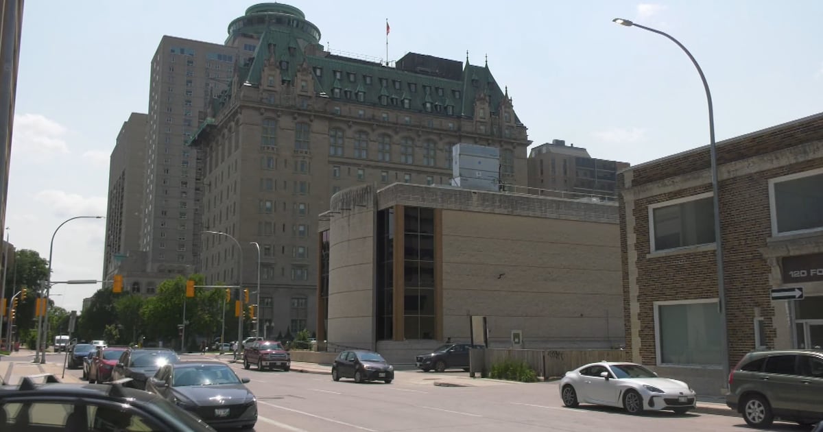 Manitoba Metis Federation looking to purchase iconic downtown Winnipeg hotel